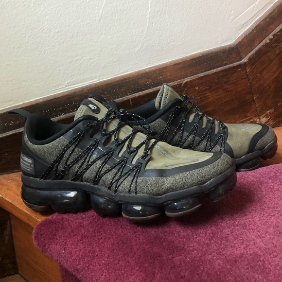 Nike Vapormax - Picture 9 of 15
